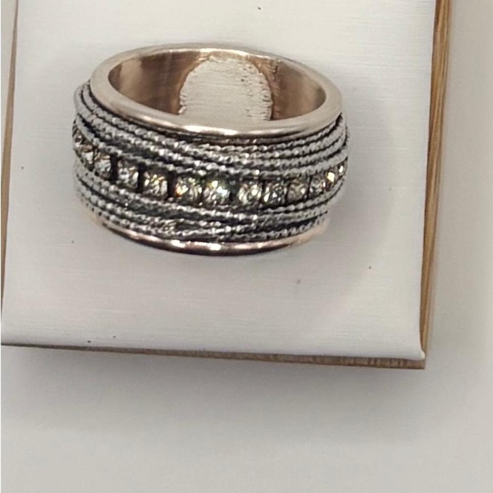 Elegant Sterling Silver and Gold tone Women's Ring